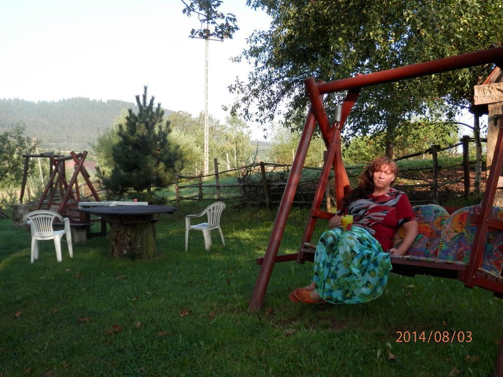 Zagroda Agroturystyczna Wiecha Mieroszow Exterior photo